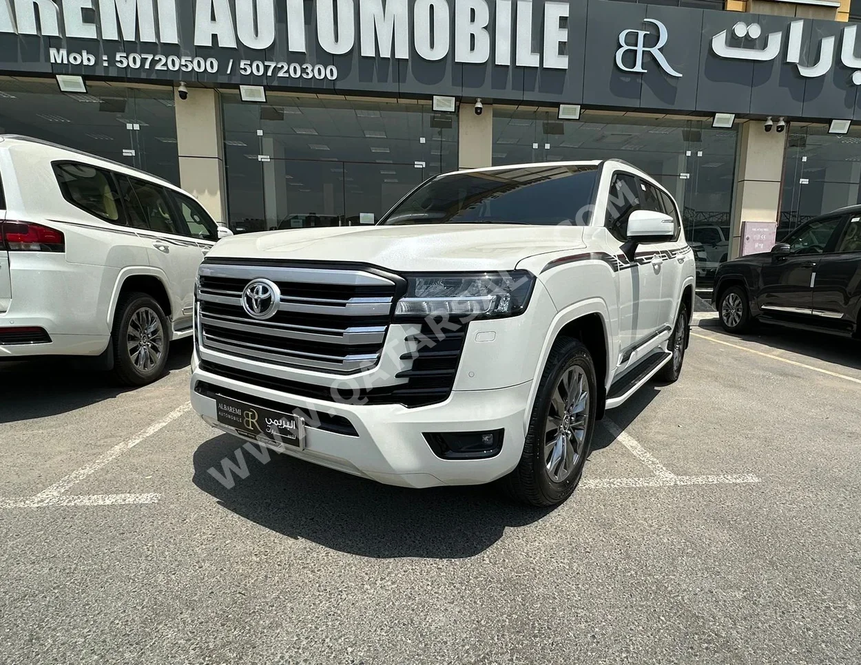  Toyota  Land Cruiser  GXR  2023  Automatic  14,000 Km  6 Cylinder  Four Wheel Drive (4WD)  SUV  White  With Warranty