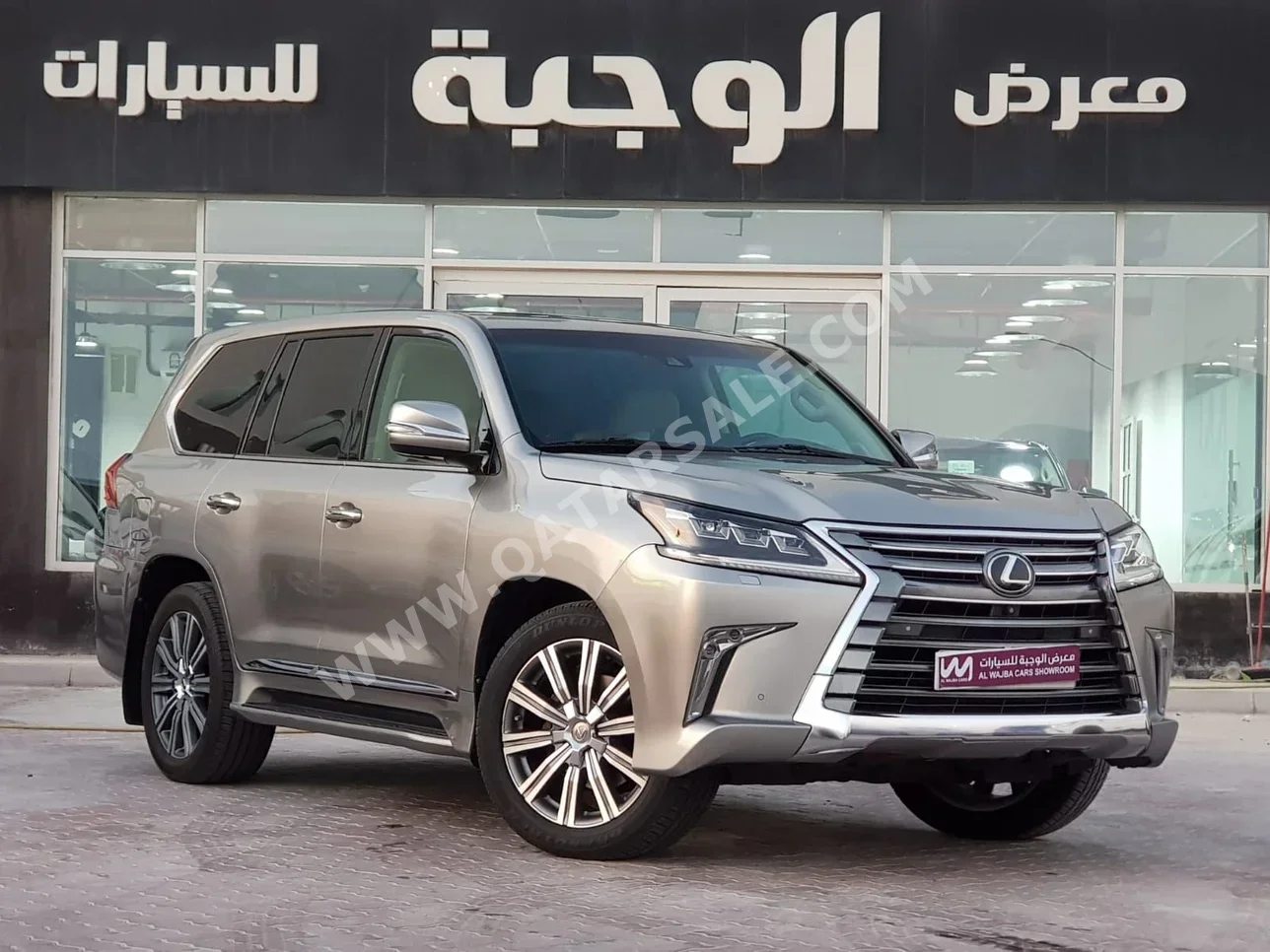 Lexus  LX  570  2017  Automatic  310,000 Km  8 Cylinder  Four Wheel Drive (4WD)  SUV  Sonic Titanium