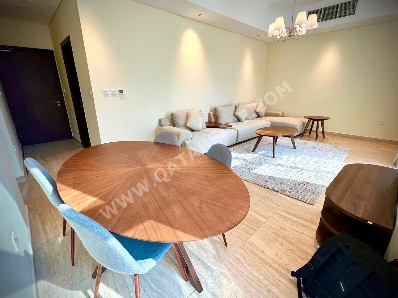 Family Residential  - Fully Furnished  - Doha  - The Pearl  - 2 Bedrooms