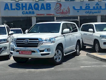 Toyota  Land Cruiser  GXR  2020  Automatic  140,000 Km  6 Cylinder  Four Wheel Drive (4WD)  SUV  White