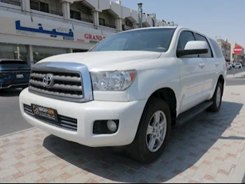Toyota  Sequoia  2015  Automatic  360,000 Km  8 Cylinder  Four Wheel Drive (4WD)  SUV  White