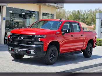 Chevrolet  Silverado  Trail Boss  2021  Automatic  120,000 Km  8 Cylinder  Four Wheel Drive (4WD)  Pick Up  Red