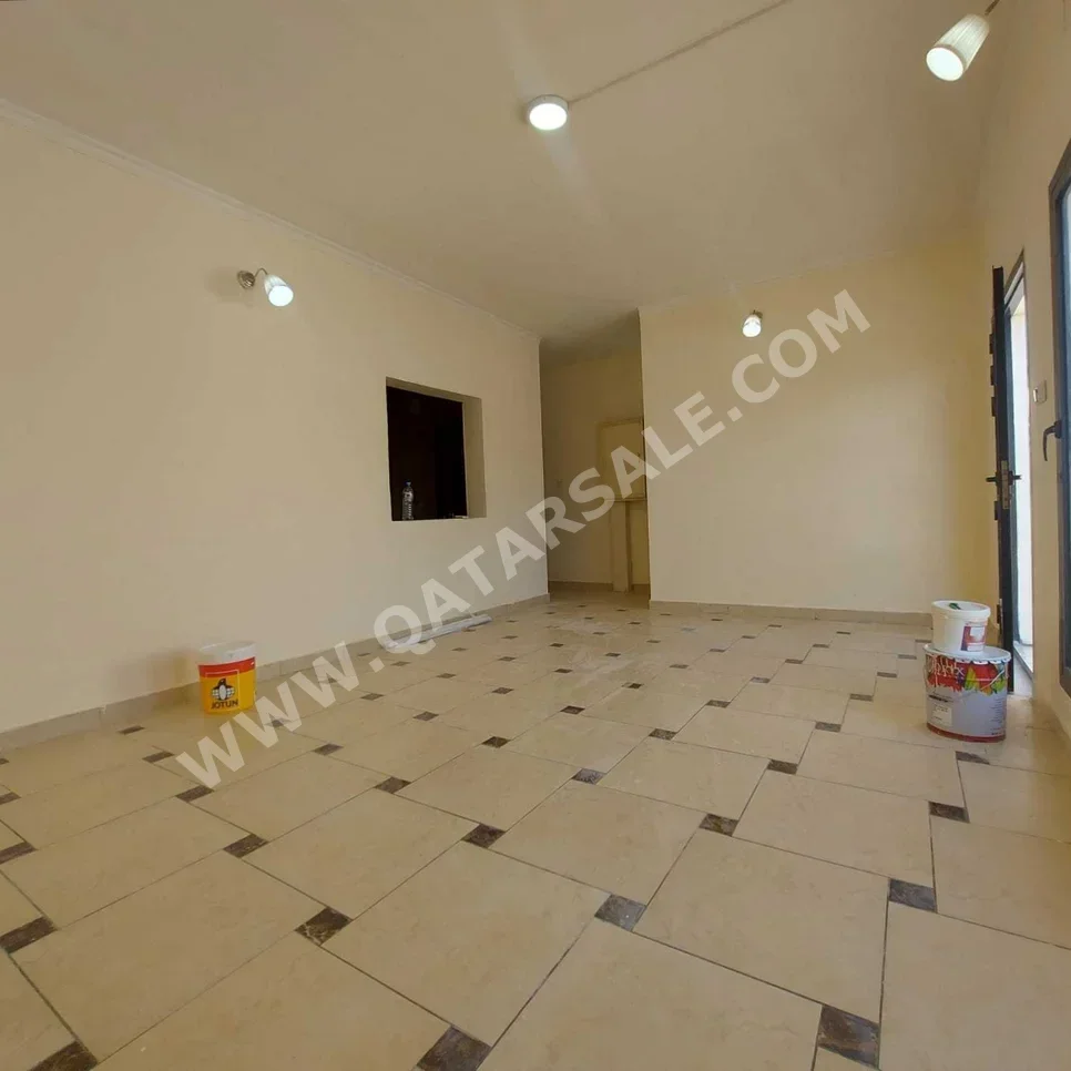 Family Residential  - Not Furnished  - Al Daayen  - Al Sakhama  - 4 Bedrooms