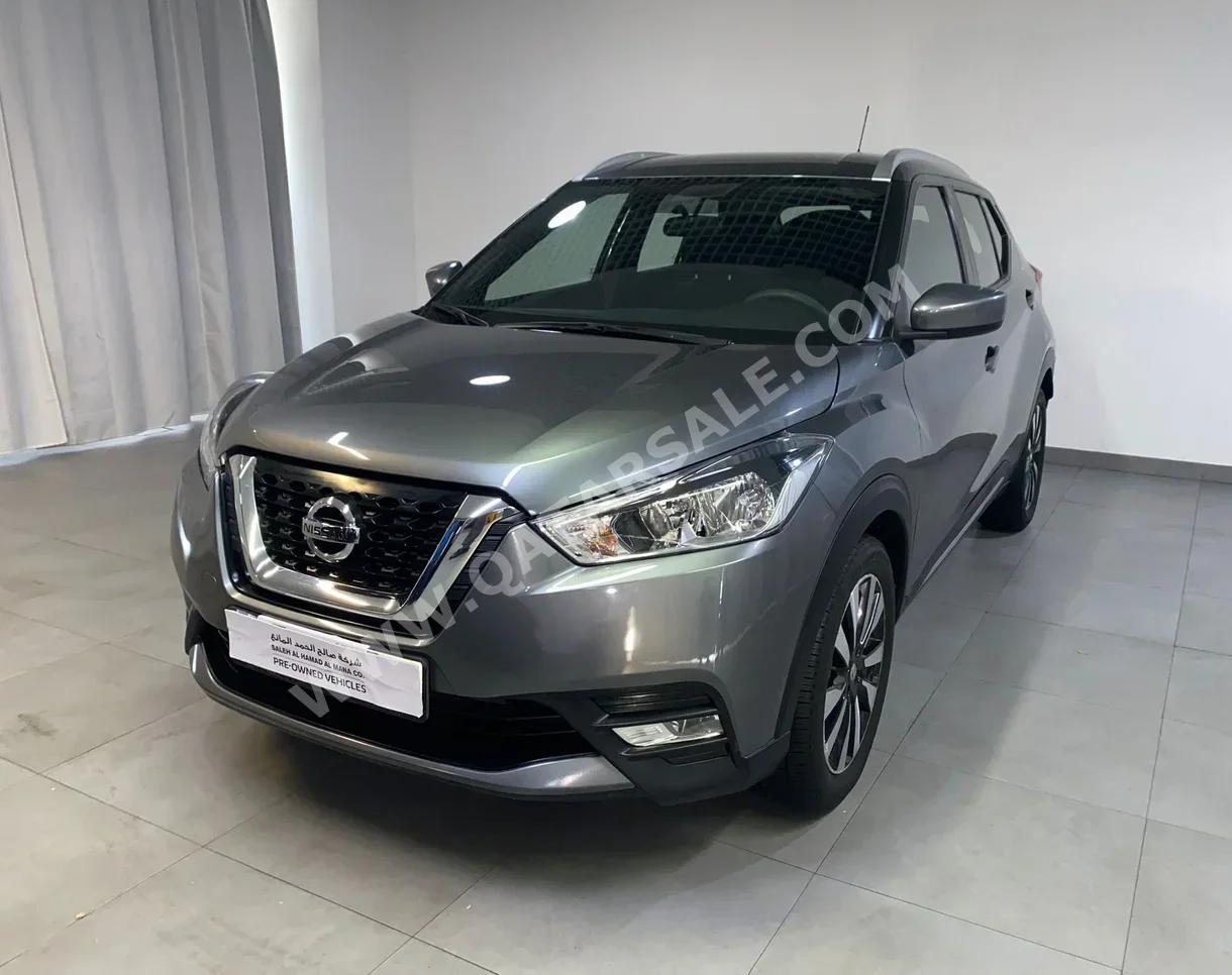 Nissan  Kicks  2018  Automatic  43,000 Km  4 Cylinder  Front Wheel Drive (FWD)  Hatchback  Gray