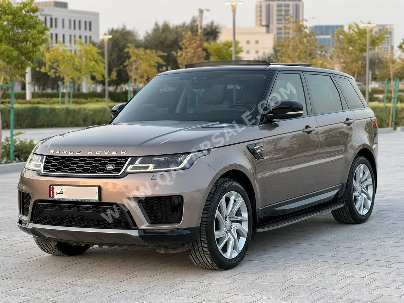 Land Rover  Range Rover  Sport Super charged  2018  Automatic  93,000 Km  6 Cylinder  Four Wheel Drive (4WD)  SUV  Brown