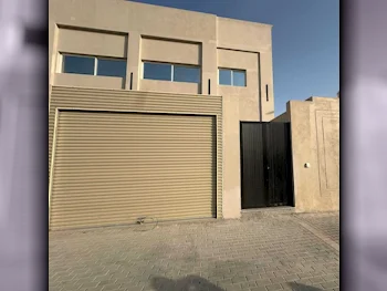 Family Residential  - Not Furnished  - Al Rayyan  - Izghawa  - 5 Bedrooms