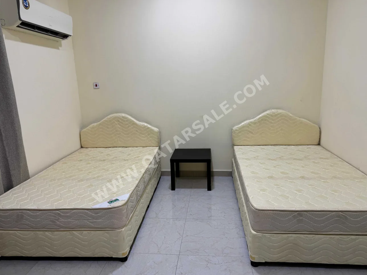 1 Bedrooms  Apartment  For Rent  in Doha -  Fereej Bin Mahmoud  Fully Furnished