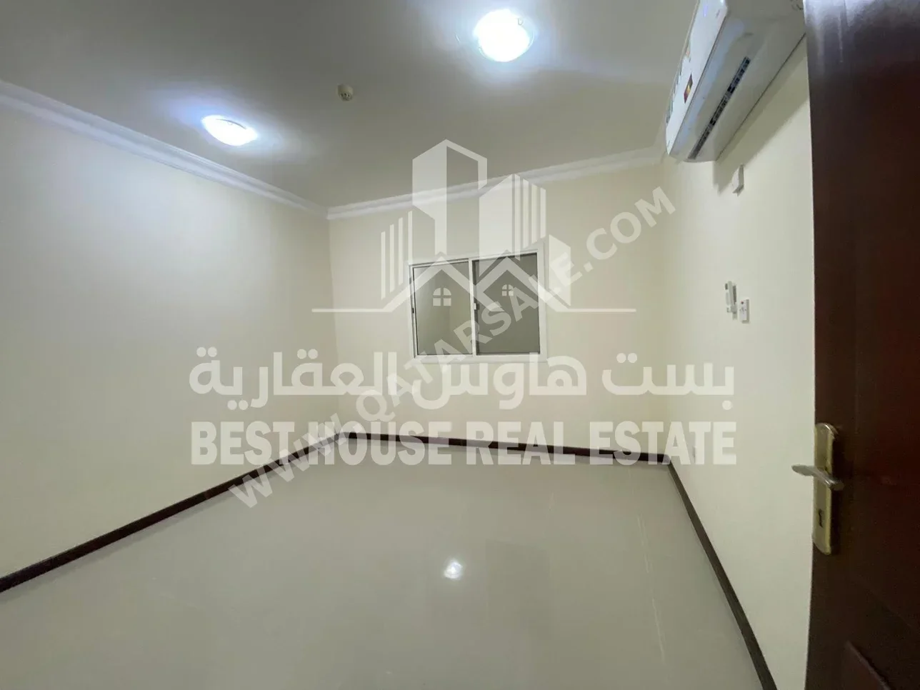 2 Bedrooms  Apartment  For Rent  in Al Wakrah -  Al Wakrah  Not Furnished