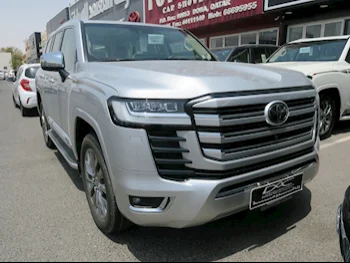 Toyota  Land Cruiser  VXR Twin Turbo  2023  Automatic  24,000 Km  6 Cylinder  Four Wheel Drive (4WD)  SUV  Silver  With Warranty