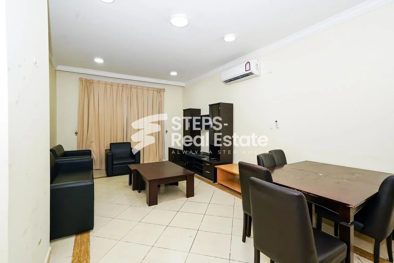 2 Bedrooms  Apartment  For Rent  in Doha -  Fereej Bin Mahmoud  Fully Furnished