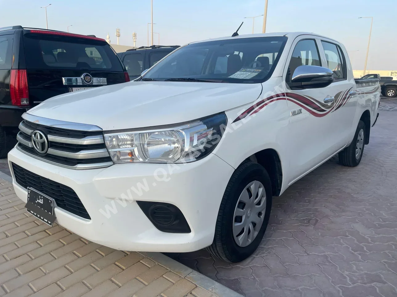 Toyota  Hilux  2021  Manual  175,000 Km  4 Cylinder  Rear Wheel Drive (RWD)  Pick Up  White