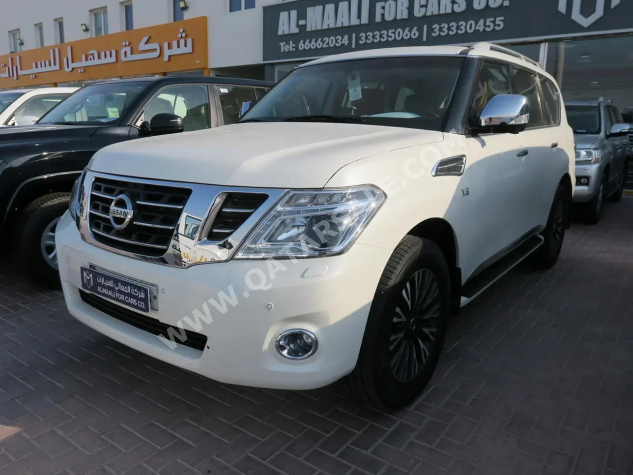 Nissan  Patrol  Platinum  2015  Automatic  100,000 Km  8 Cylinder  Four Wheel Drive (4WD)  SUV  White