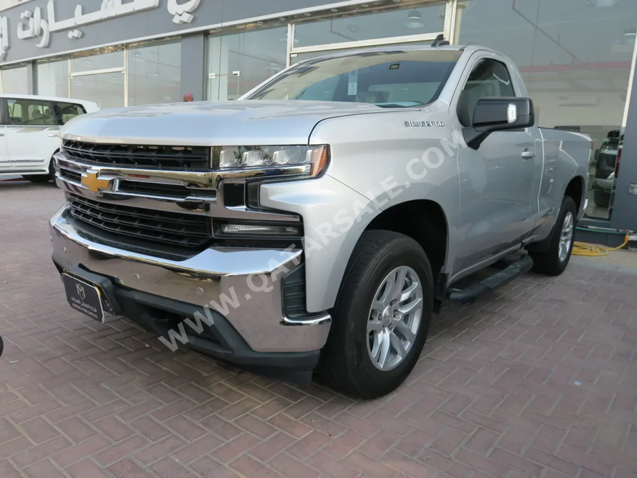 Chevrolet  Silverado  LT  2019  Automatic  89,000 Km  8 Cylinder  Four Wheel Drive (4WD)  Pick Up  Silver