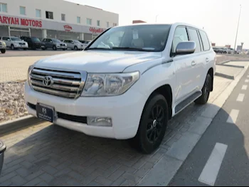 Toyota  Land Cruiser  VXR  2008  Automatic  500,000 Km  8 Cylinder  Four Wheel Drive (4WD)  SUV  White