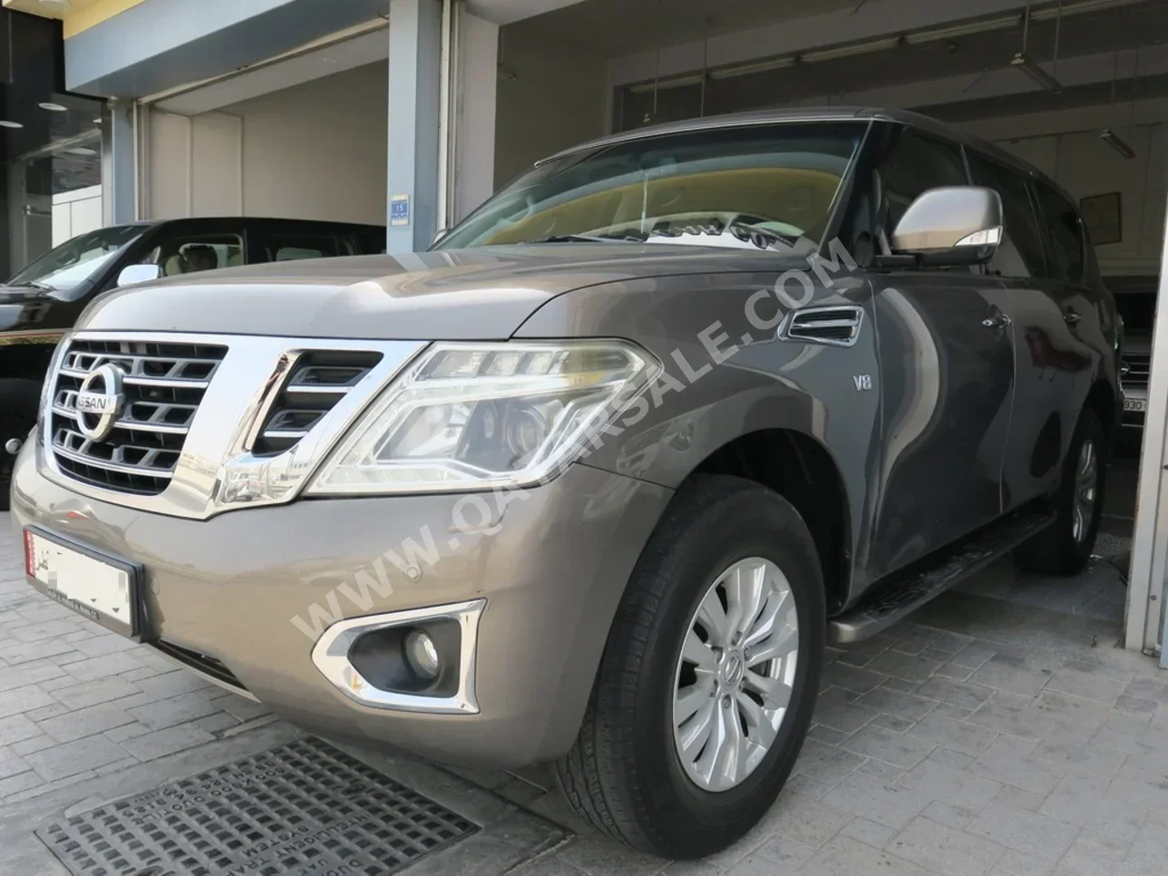 Nissan  Patrol  SE  2016  Automatic  206,000 Km  8 Cylinder  Four Wheel Drive (4WD)  SUV  Gray