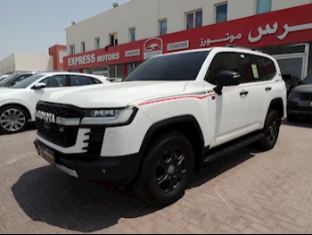 Toyota  Land Cruiser  GR Sport Twin Turbo  2022  Automatic  87,000 Km  6 Cylinder  Four Wheel Drive (4WD)  SUV  White