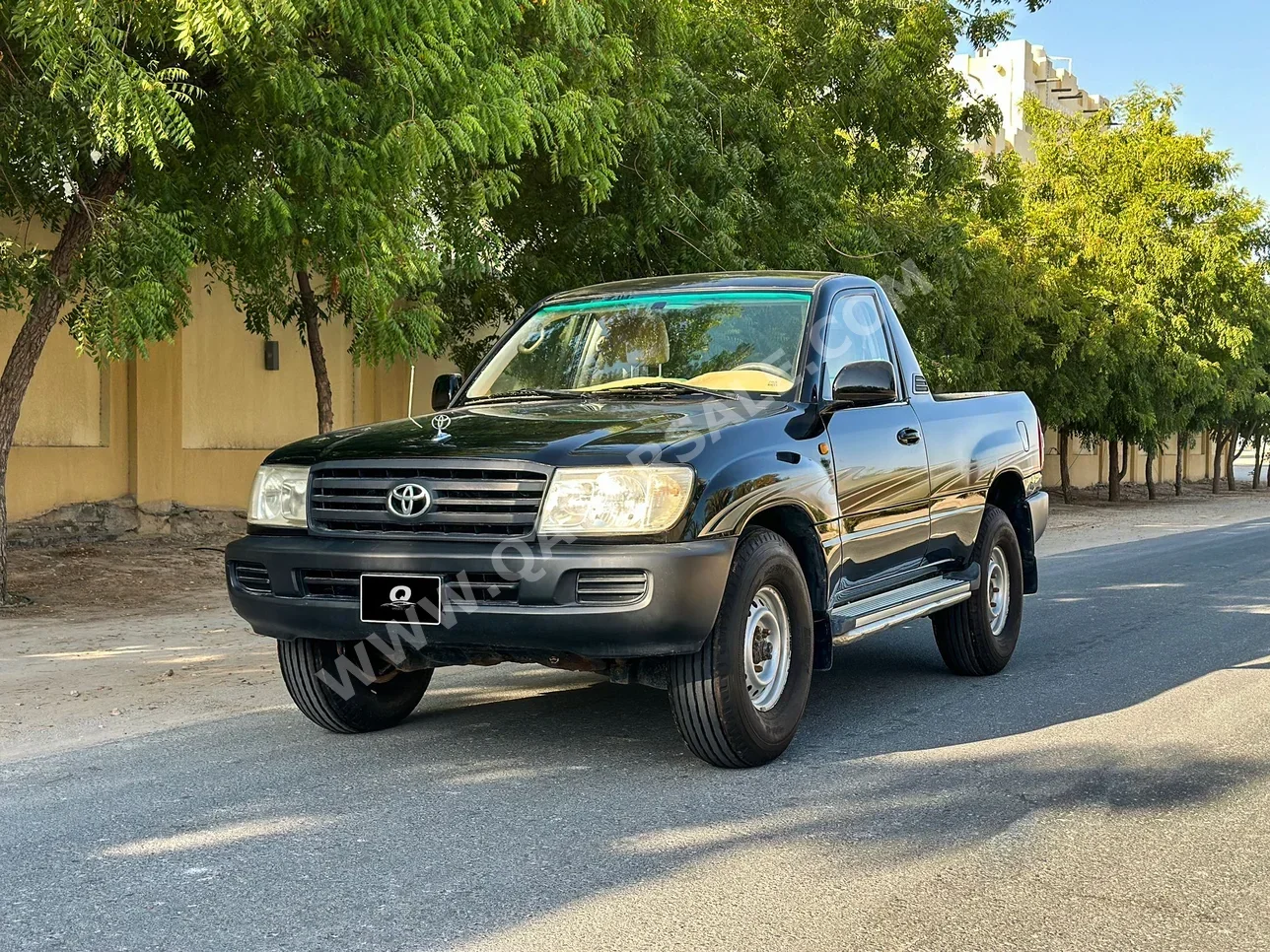 Toyota  Land Cruiser  GX  2006  Automatic  386,000 Km  6 Cylinder  Four Wheel Drive (4WD)  SUV  Black