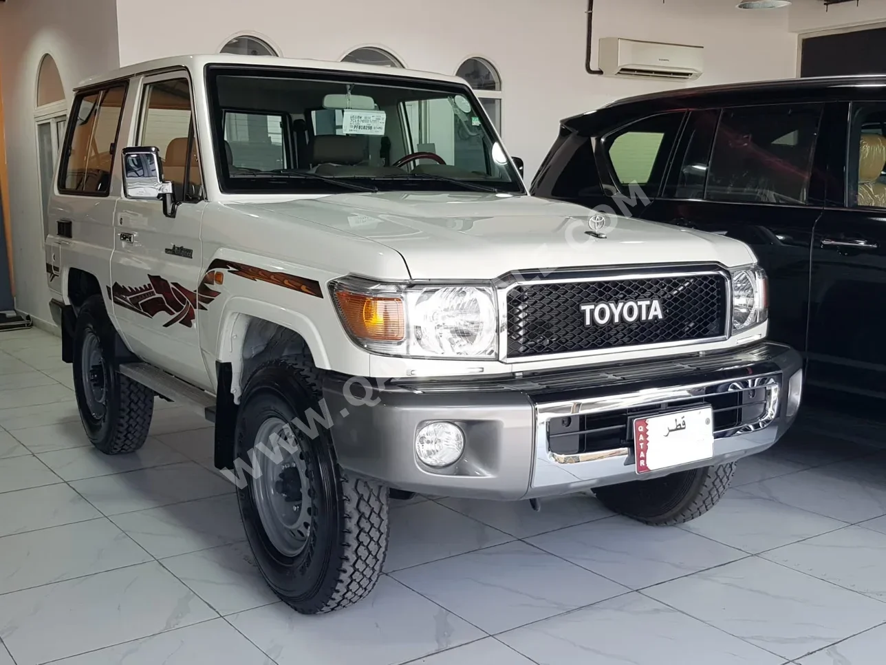 Toyota  Land Cruiser  LX  2023  Manual  0 Km  6 Cylinder  Four Wheel Drive (4WD)  Pick Up  White  With Warranty