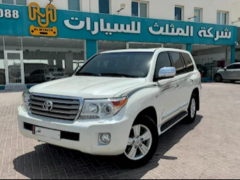 Toyota  Land Cruiser  VXR  2015  Automatic  104,000 Km  8 Cylinder  Four Wheel Drive (4WD)  SUV  White