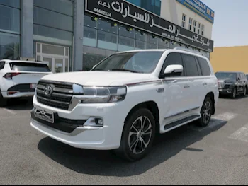 Toyota  Land Cruiser  GXR- Grand Touring  2020  Automatic  370,000 Km  8 Cylinder  Four Wheel Drive (4WD)  SUV  White