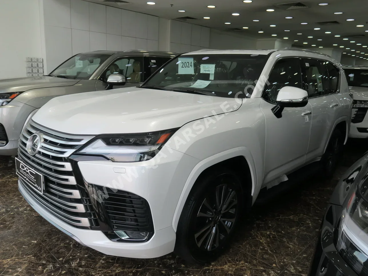 Lexus  LX  600 Luxury  2024  Automatic  0 Km  6 Cylinder  Four Wheel Drive (4WD)  SUV  White  With Warranty