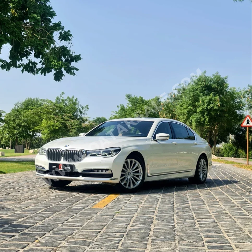 BMW  7-Series  730 Li  2017  Automatic  74٬000 Km  4 Cylinder  Rear Wheel Drive (RWD)  Sedan  White