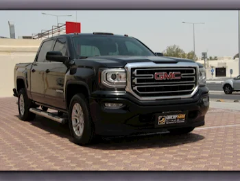 GMC  Sierra  Z71  2018  Automatic  90,000 Km  8 Cylinder  Four Wheel Drive (4WD)  Pick Up  Black