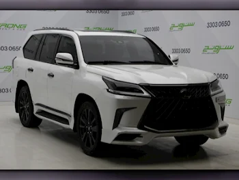 Lexus  LX  570 S Black Edition  2019  Automatic  147٬000 Km  8 Cylinder  Four Wheel Drive (4WD)  SUV  White