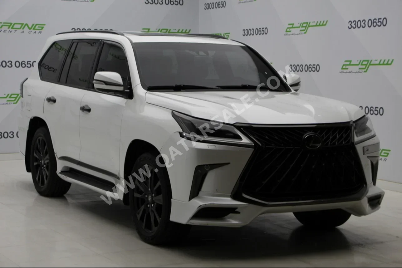 Lexus  LX  570 S Black Edition  2019  Automatic  147٬000 Km  8 Cylinder  Four Wheel Drive (4WD)  SUV  White