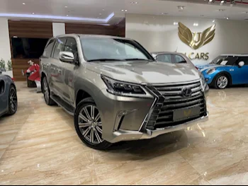 Lexus  LX  570  2017  Automatic  90,000 Km  8 Cylinder  Four Wheel Drive (4WD)  SUV  Sonic Titanium