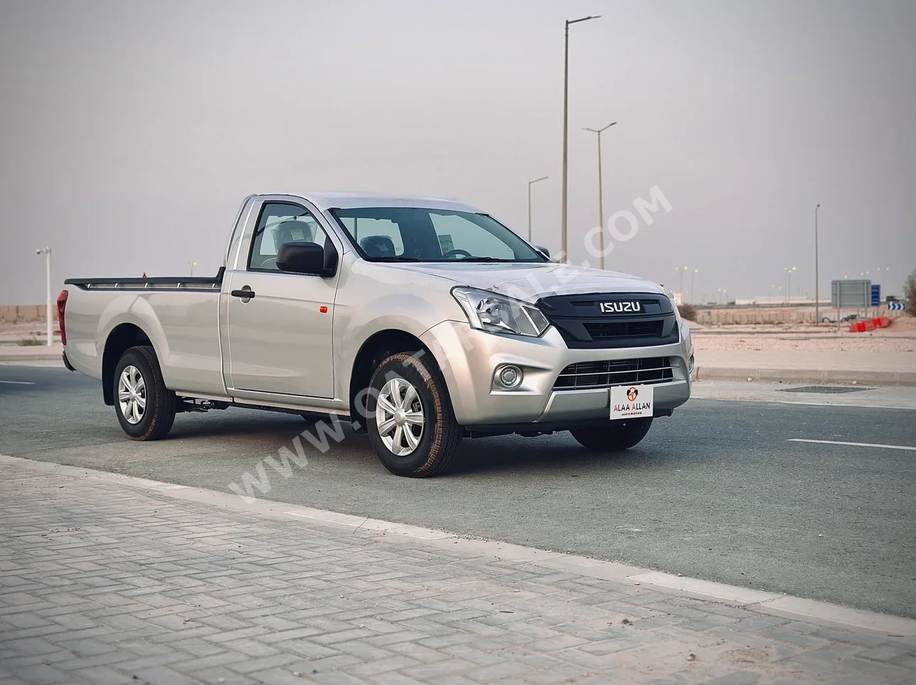 Isuzu  D-Max  2024  Manual  0 Km  4 Cylinder  Rear Wheel Drive (RWD)  Pick Up  Silver