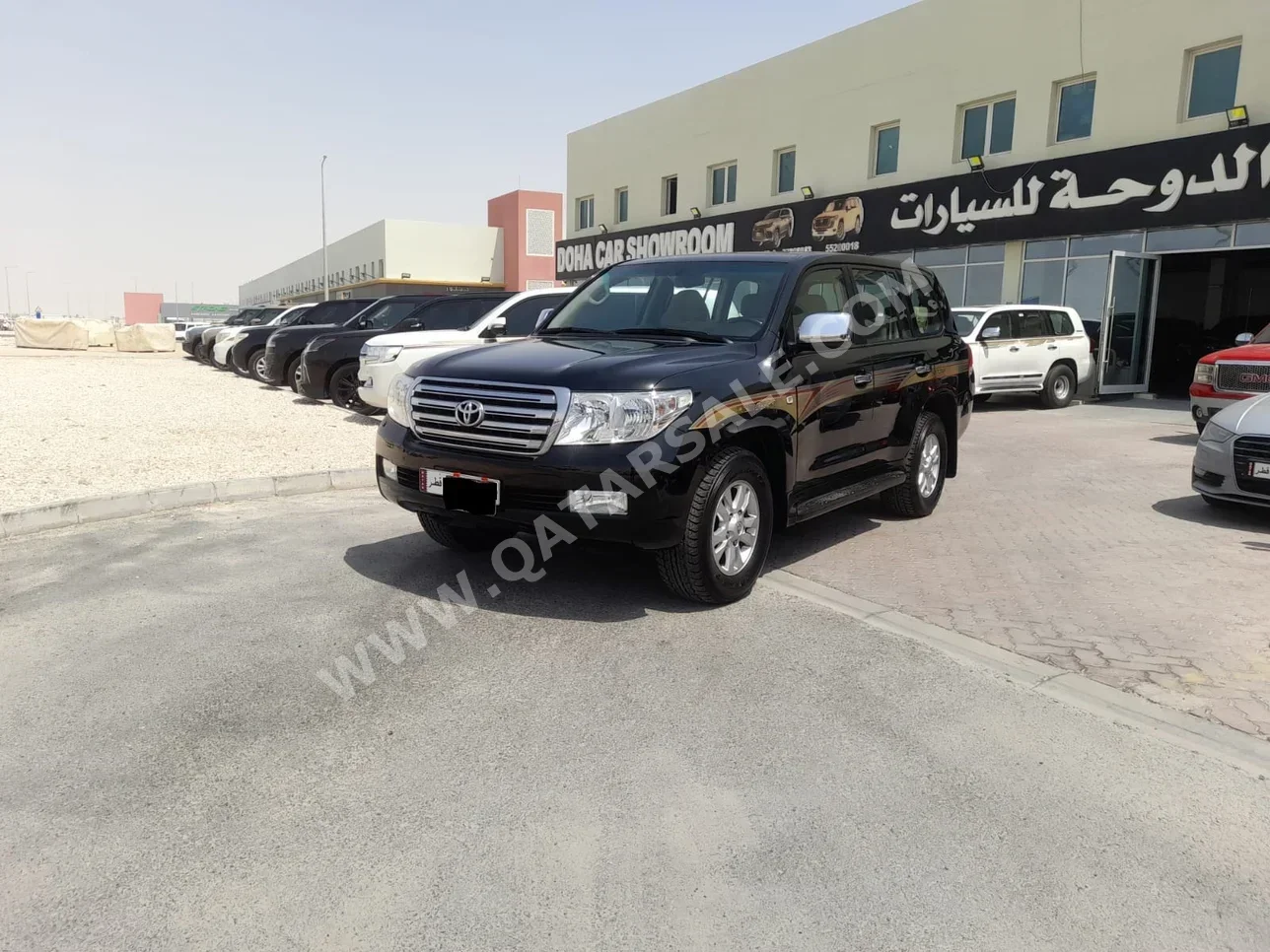 Toyota  Land Cruiser  GXR  2010  Automatic  117,000 Km  8 Cylinder  Four Wheel Drive (4WD)  SUV  Black