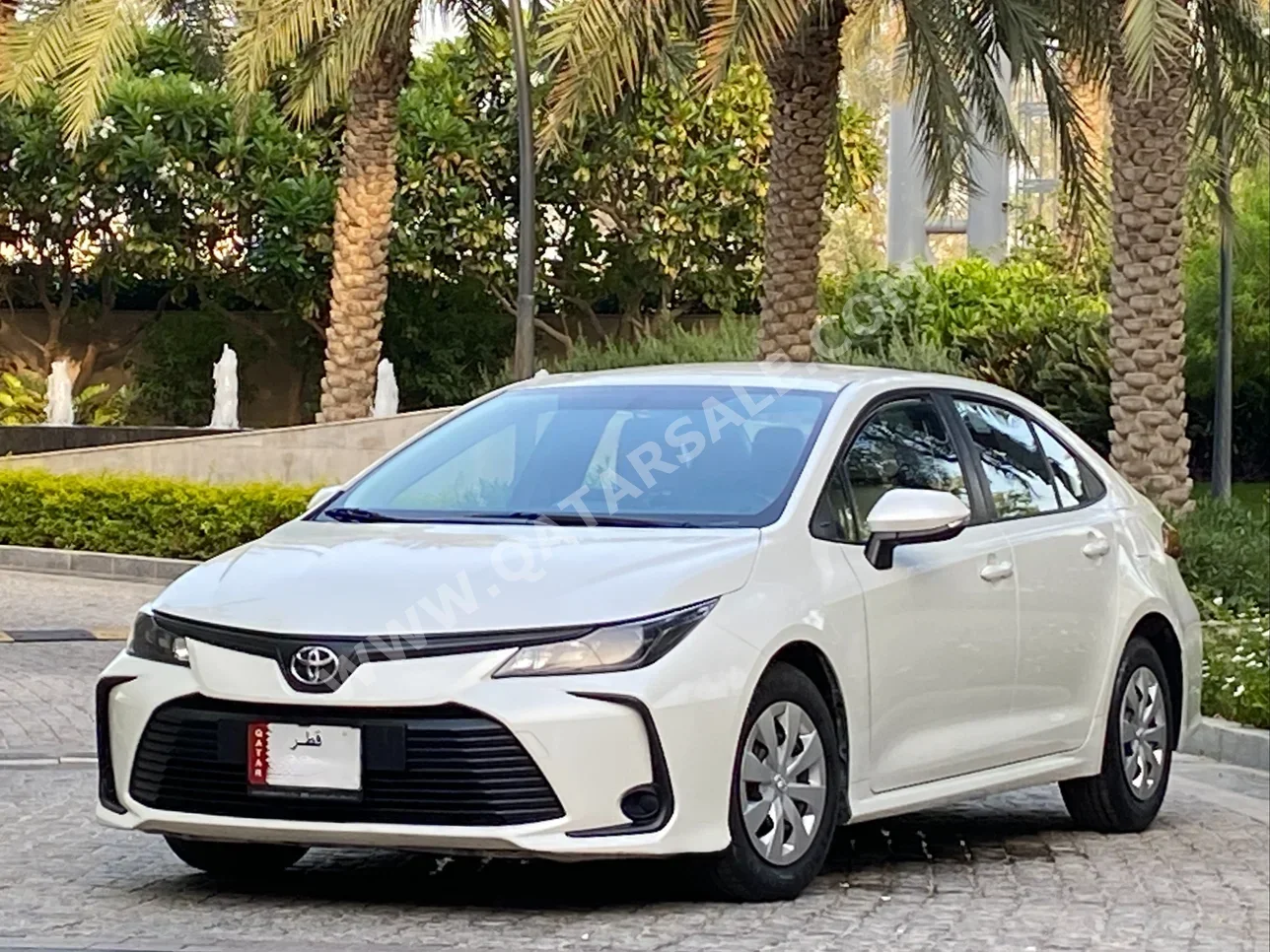 Toyota  Corolla  XLI  2020  Automatic  41,000 Km  4 Cylinder  Front Wheel Drive (FWD)  Sedan  White