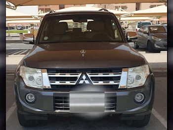 Mitsubishi  Pajero  3.8  2014  Automatic  243,000 Km  6 Cylinder  Four Wheel Drive (4WD)  SUV  Beige