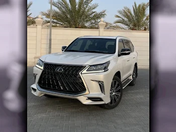 Lexus  LX  2018  Automatic  111,600 Km  8 Cylinder  Four Wheel Drive (4WD)  SUV  White