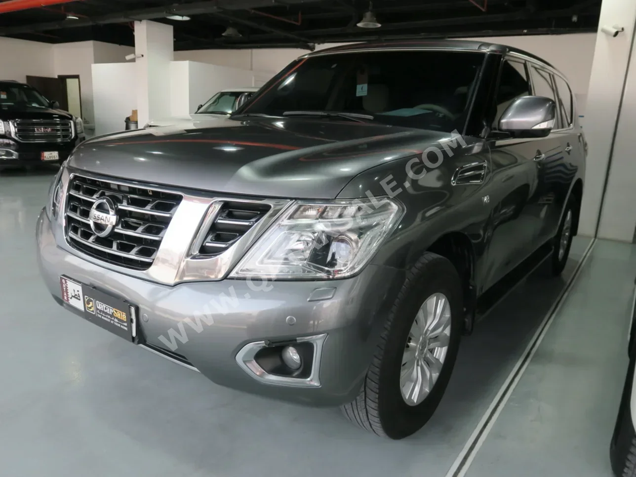 Nissan  Patrol  SE  2014  Automatic  253,000 Km  8 Cylinder  Four Wheel Drive (4WD)  SUV  Gray