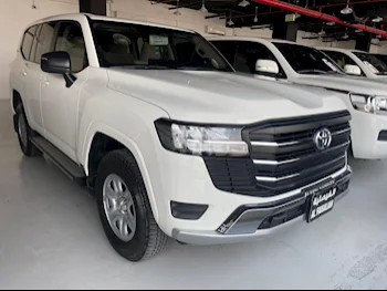  Toyota  Land Cruiser  GX  2022  Automatic  58,000 Km  6 Cylinder  Four Wheel Drive (4WD)  SUV  White  With Warranty