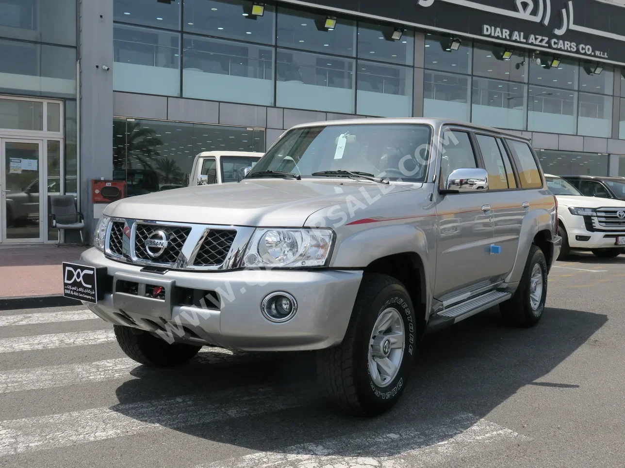 Nissan  Patrol  Safari  2023  Automatic  0 Km  6 Cylinder  Four Wheel Drive (4WD)  SUV  Silver  With Warranty