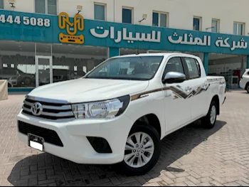 Toyota  Hilux  2024  Automatic  0 Km  4 Cylinder  Four Wheel Drive (4WD)  Pick Up  White  With Warranty