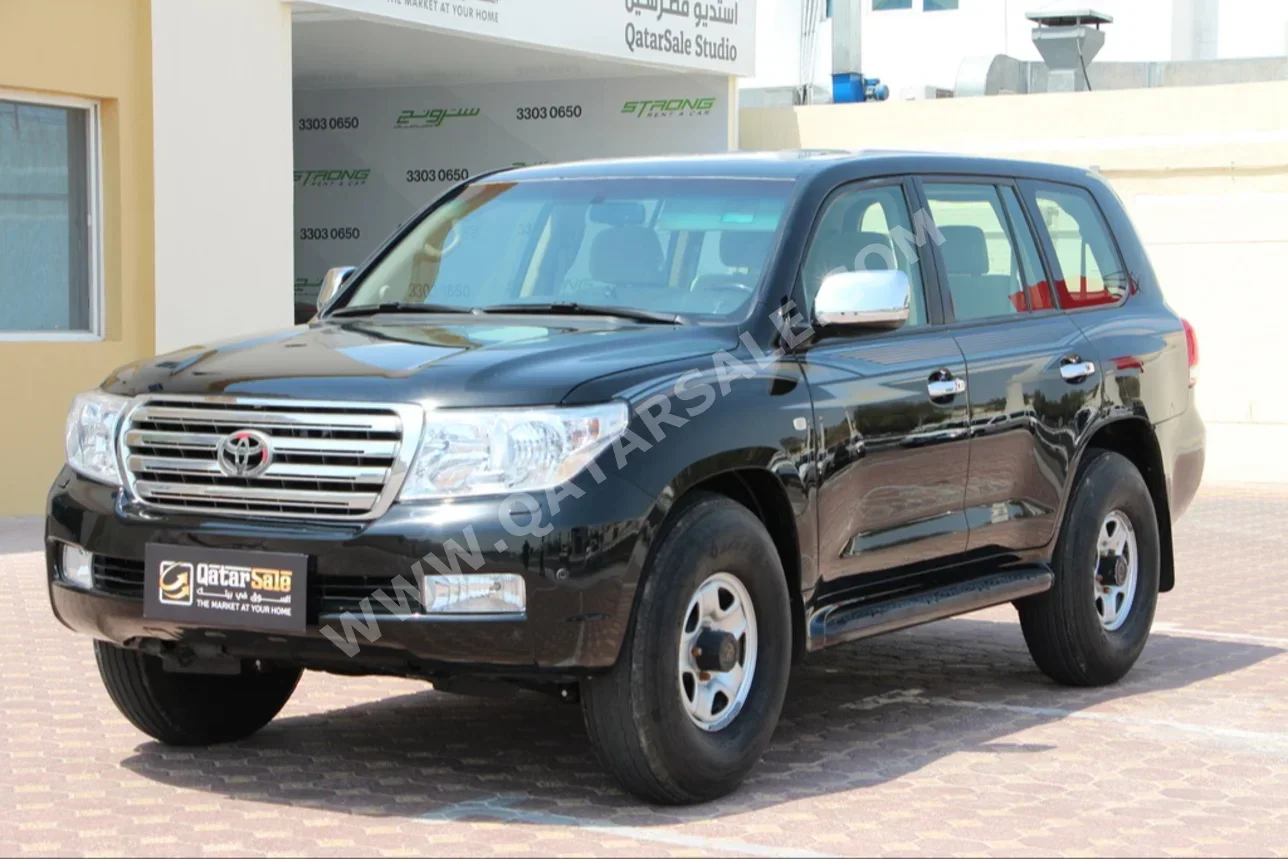 Toyota  Land Cruiser  VXR  2010  Automatic  400,000 Km  8 Cylinder  Four Wheel Drive (4WD)  SUV  Black