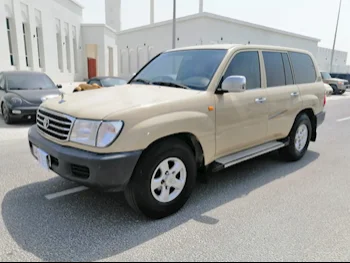 Toyota  Land Cruiser  GX  2000  Manual  355,000 Km  6 Cylinder  Four Wheel Drive (4WD)  SUV  Beige