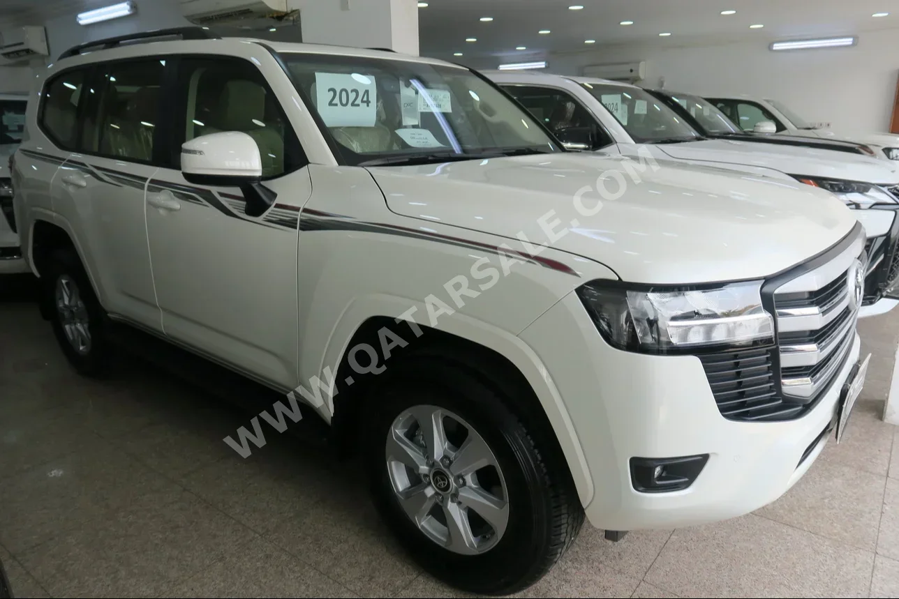 Toyota  Land Cruiser  GXR  2024  Automatic  0 Km  6 Cylinder  Four Wheel Drive (4WD)  SUV  White  With Warranty