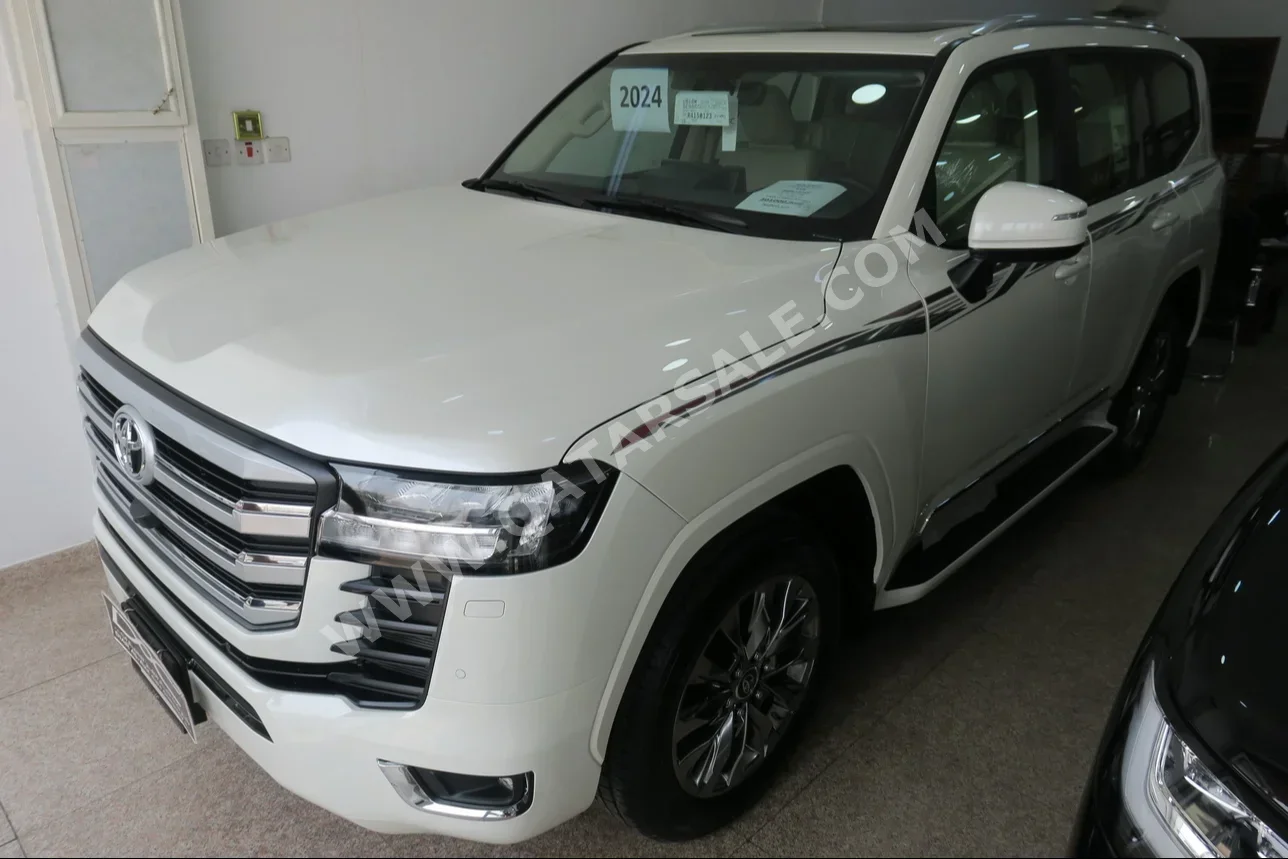 Toyota  Land Cruiser  GXR Twin Turbo  2024  Automatic  0 Km  6 Cylinder  Four Wheel Drive (4WD)  SUV  White  With Warranty