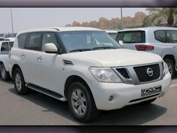 Nissan  Patrol  SE  2013  Automatic  414,000 Km  8 Cylinder  Four Wheel Drive (4WD)  SUV  White