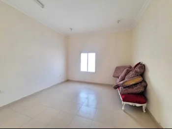 1 Bedrooms  Studio  For Rent  in Doha -  Lejbailat  Not Furnished