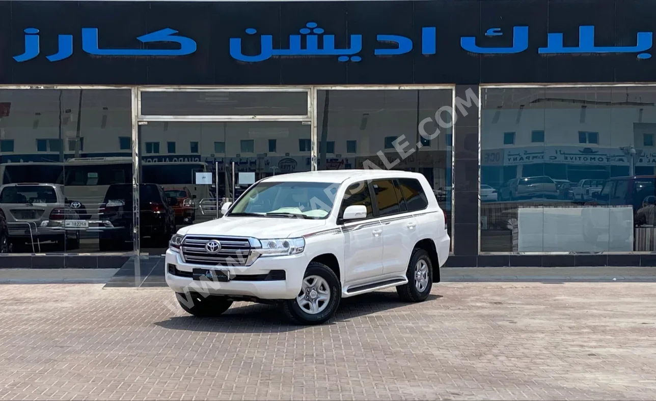 Toyota  Land Cruiser  GXR  2020  Automatic  116,000 Km  6 Cylinder  Four Wheel Drive (4WD)  SUV  White