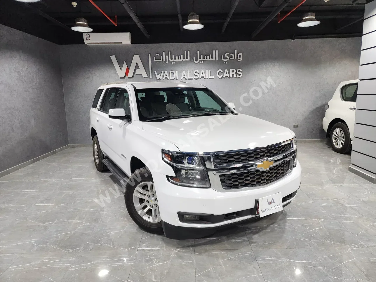 Chevrolet  Tahoe  2015  Automatic  225,000 Km  8 Cylinder  Four Wheel Drive (4WD)  SUV  White