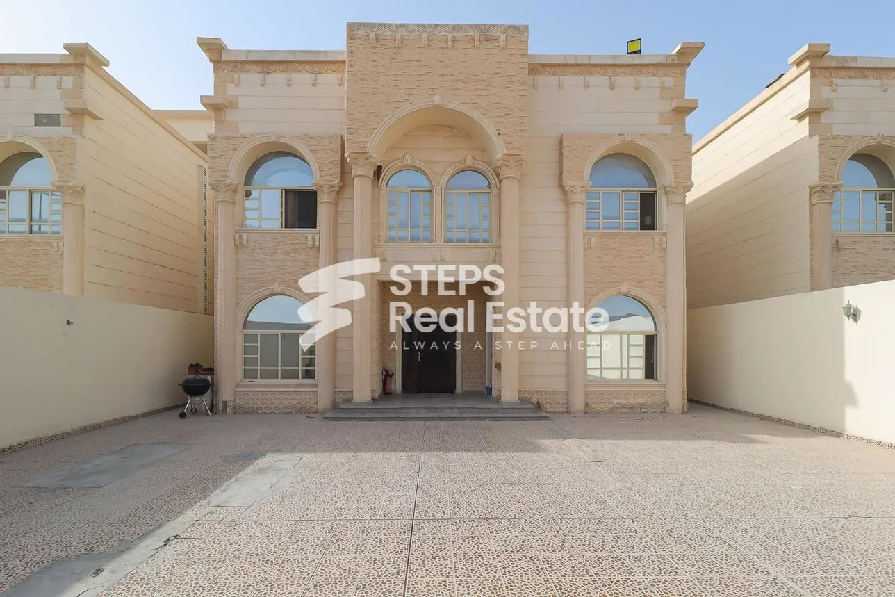 Family Residential  - Not Furnished  - Al Wakrah  - Al Wukair  - 6 Bedrooms