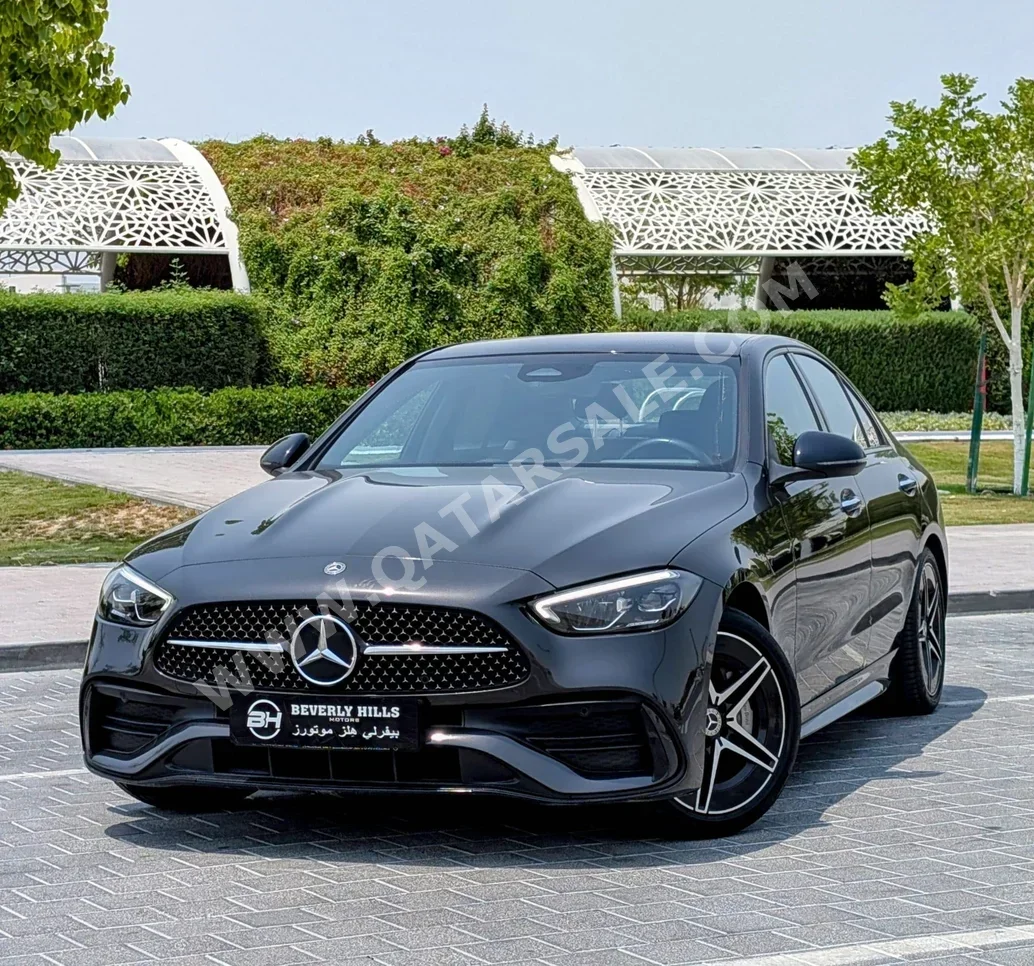 Mercedes-Benz  C-Class  200  2022  Automatic  63,424 Km  4 Cylinder  Rear Wheel Drive (RWD)  Sedan  Gray  With Warranty