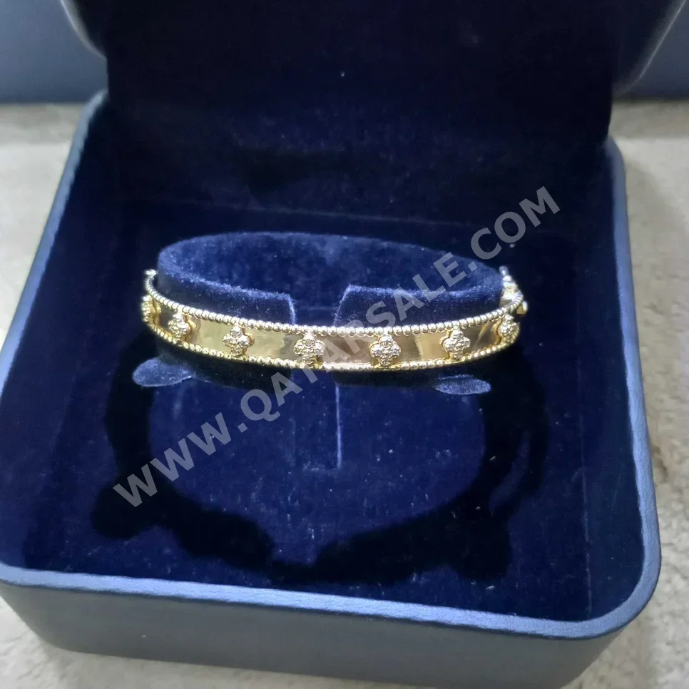 Gold Bracelet  Italy  Woman  By Item ( Designers )  13 Gram  Nature  18  Yellow Gold  18k